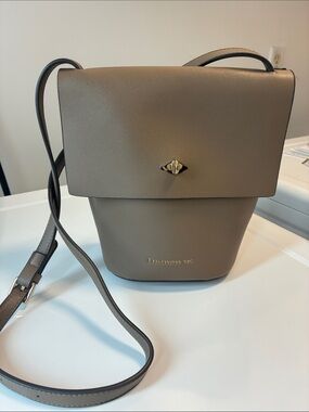 Expressions Taupe faux leather Crossbody Shoulder Bag